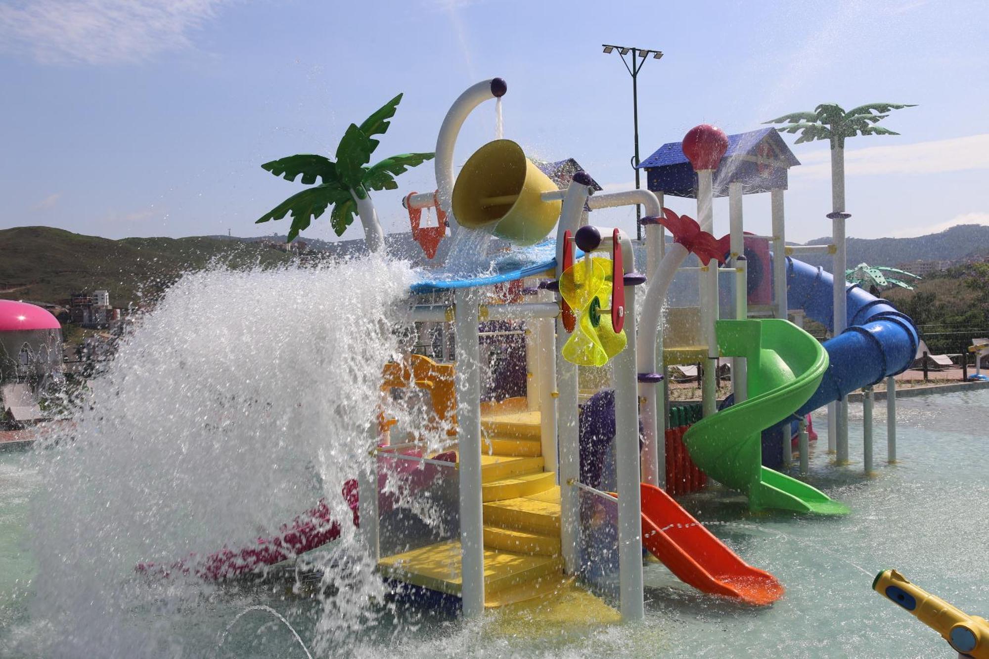 Golden Park All Inclusive Poços de Caldas Exterior foto Splash Island