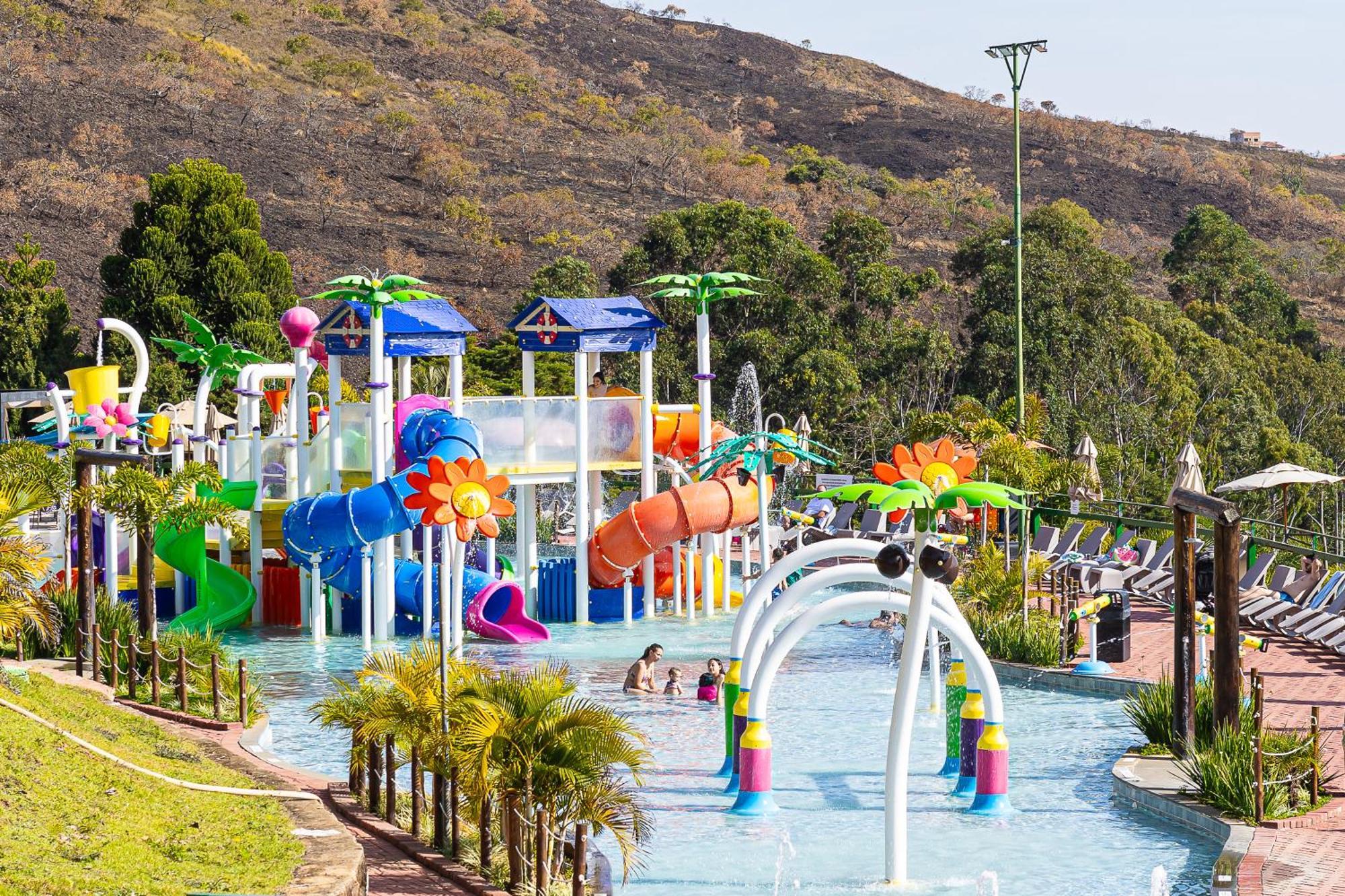 Golden Park All Inclusive Poços de Caldas Exterior foto Splash Island